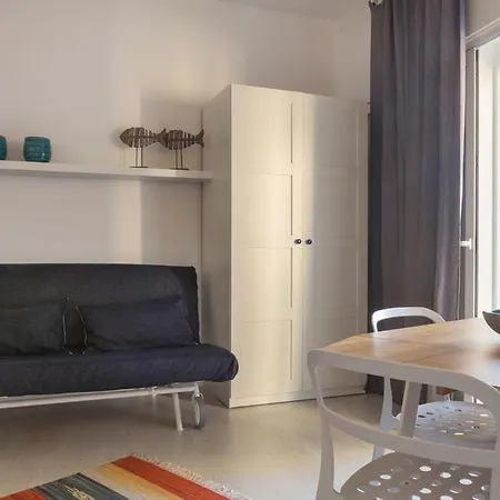Casablu, Un Delizioso Bilocale Sulla Baia Di Naxos Apartment Giardini Naxos Exterior photo