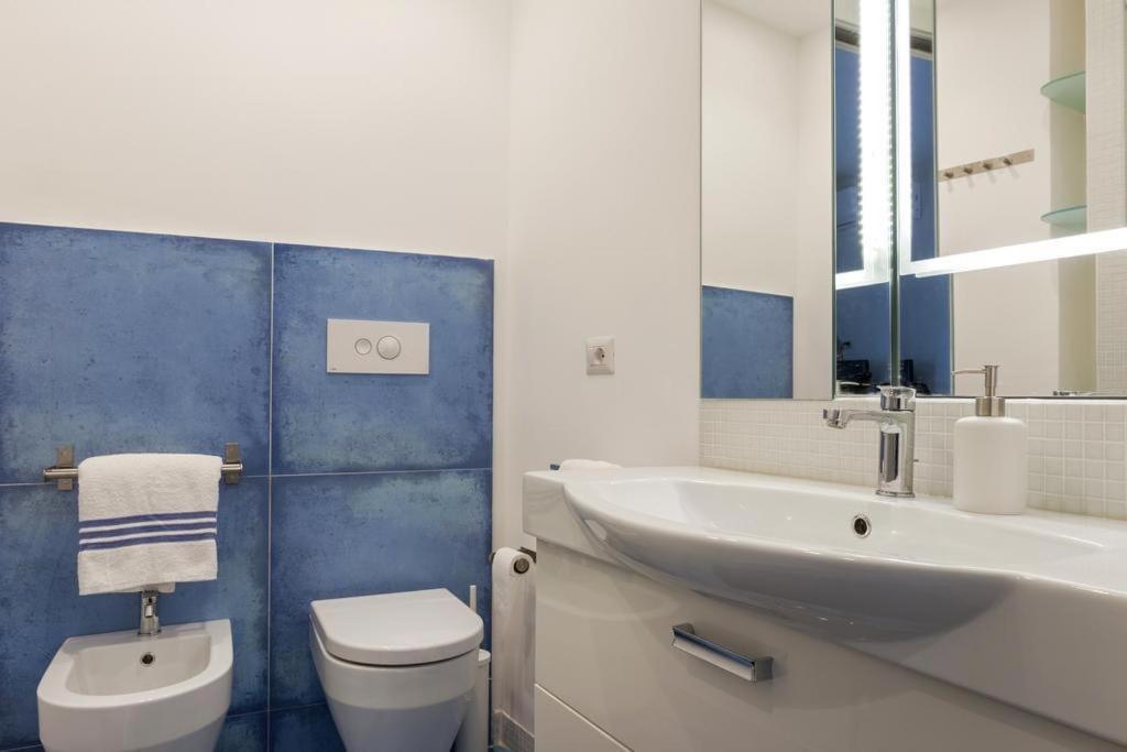 Apartment Casablu, Un Delizioso Bilocale Sulla Baia Di Naxos Giardini Naxos
